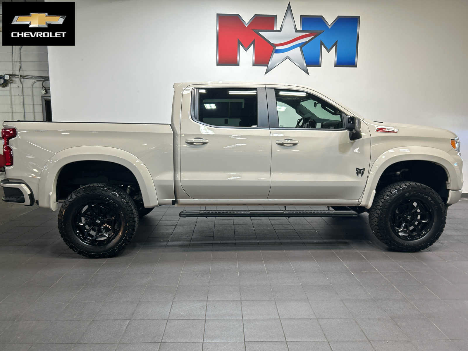 New 2026 Chevrolet Silverado 1500 RST AWD/4WD image 1