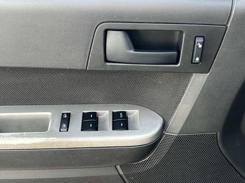 Used 2009 Ford Escape XLT image 14