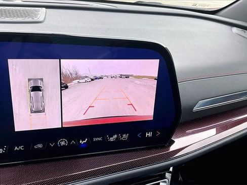 Used 2024 Chevrolet Traverse RS w/ LPO, Floor Liner Package image 21