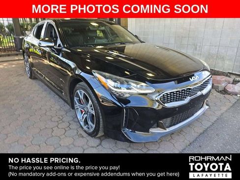 Used 2018 Kia Stinger GT1 AWD/4WD image 4