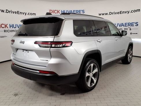 Used 2023 Jeep Grand Cherokee L Limited image 4