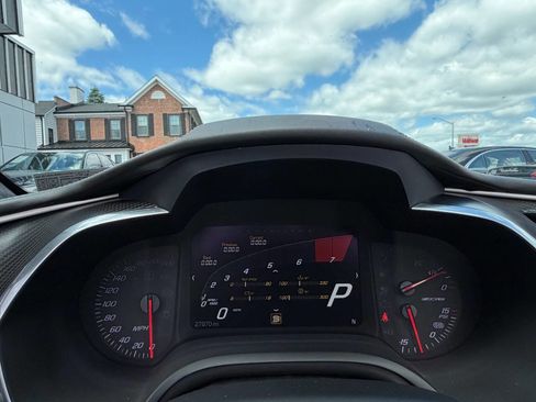 Used 2015 Chevrolet Corvette Z06 w/ 3LZ Preferred Equipment Group RWD image 21