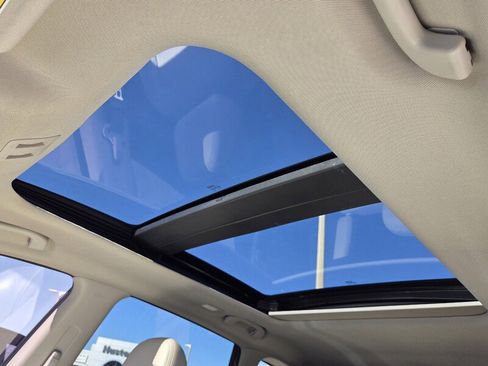 Used 2021 Nissan Murano SL w/ SL Moonroof Package image 17