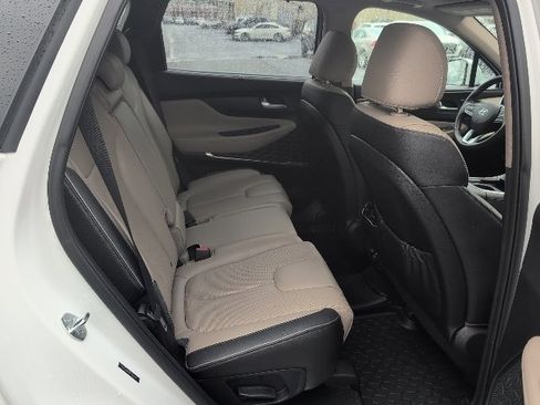 Used 2023 Hyundai Santa Fe Limited image 11