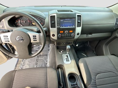 Used 2020 Nissan Frontier SV RWD image 15