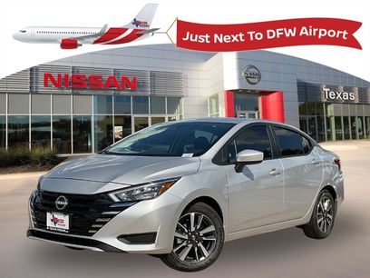 New 2025 Nissan Versa SV w/ Trunk Package