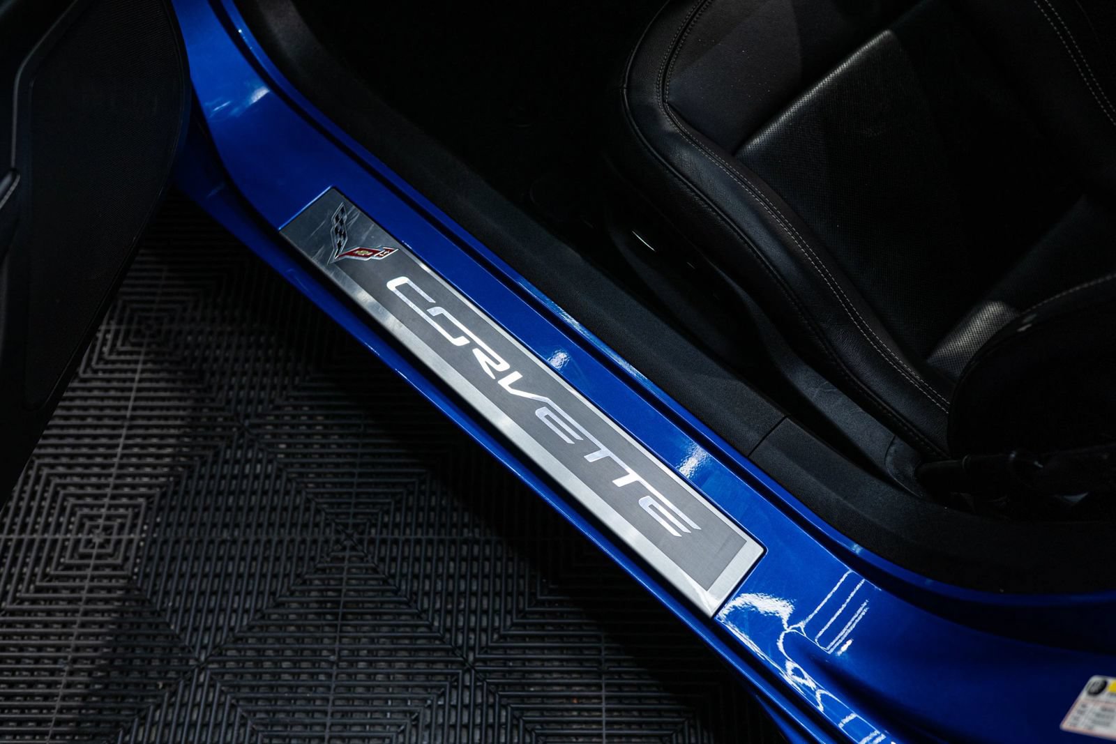 Used 2016 Chevrolet Corvette Z06 w/ 3LZ Preferred Equipment Group RWD image 31