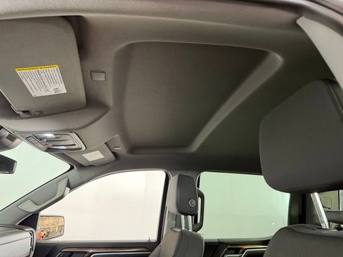 Used 2025 Chevrolet Silverado 1500 LT image 23