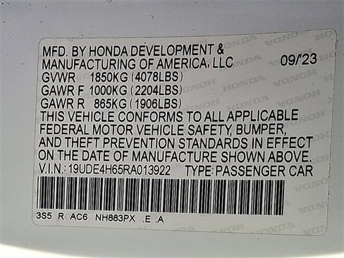 Used 2024 Acura Integra A-Spec image 28