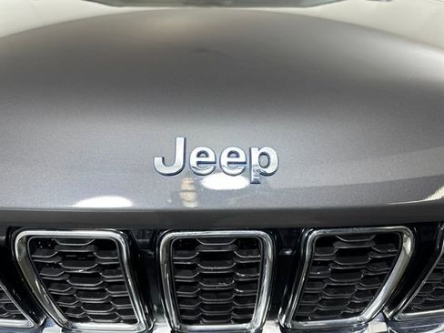Used 2023 Jeep Grand Cherokee 4xe image 9