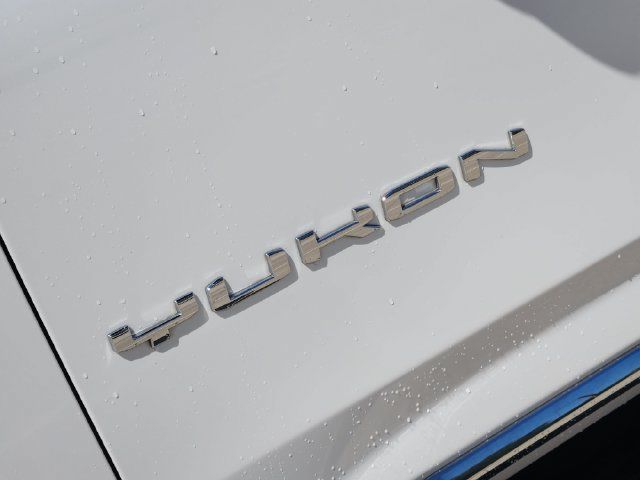 Used 2022 GMC Yukon SLT w/ SLT Premium Package RWD image 12