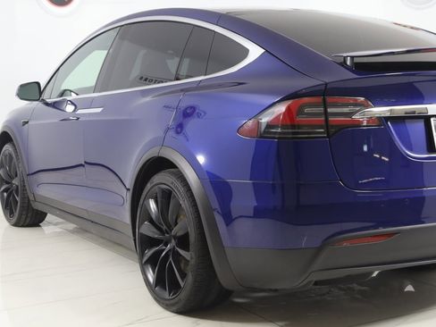 Used 2019 Tesla Model X 75D image 31