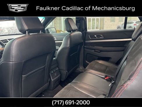 Used 2018 Ford Explorer XLT w/ Equipment Group 202A image 18