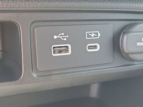 Used 2024 Honda Pilot Touring image 27