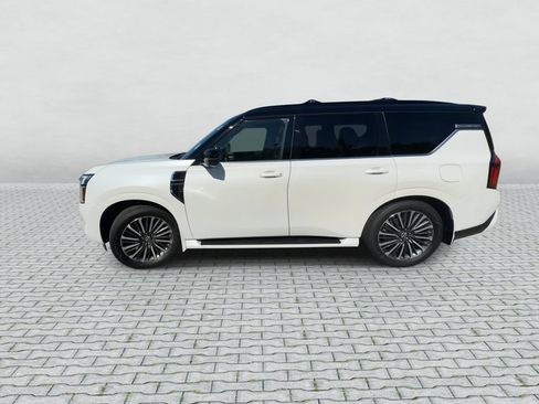 Certified 2025 Nissan Armada Platinum Reserve AWD/4WD image 5
