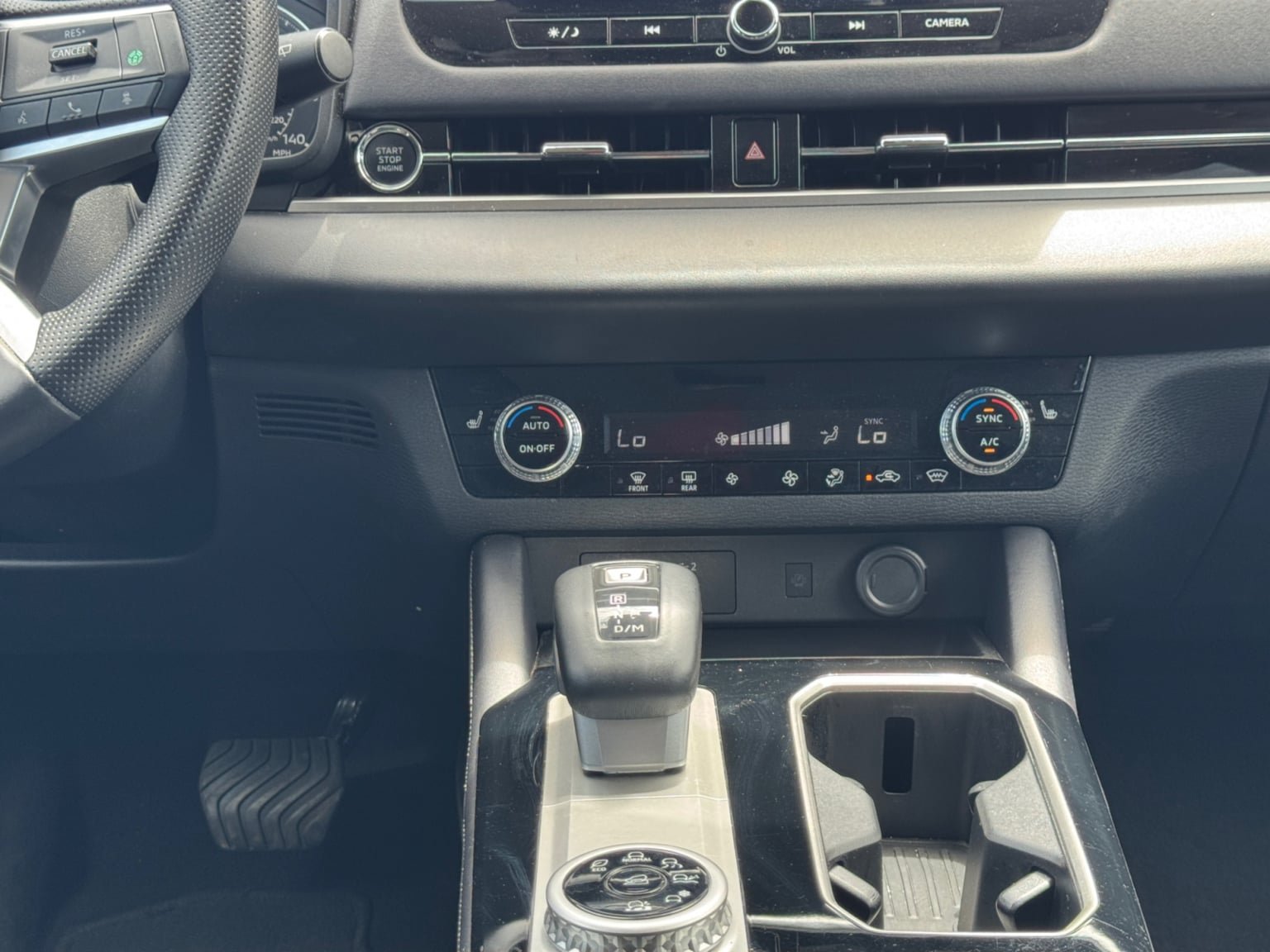 Used 2025 Mitsubishi Outlander SE AWD/4WD image 15