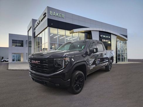 Used 2025 GMC Sierra 1500 Elevation w/ Elevation Premium Package AWD/4WD image 1