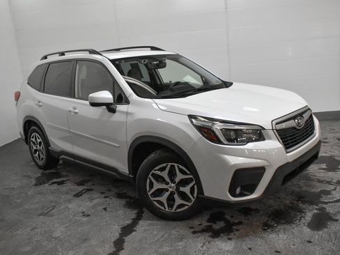 Used 2021 Subaru Forester Premium w/ Popular Package #1 image 1
