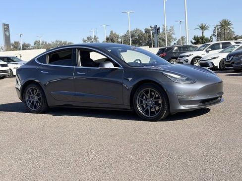 Used 2020 Tesla Model 3 Performance image 4