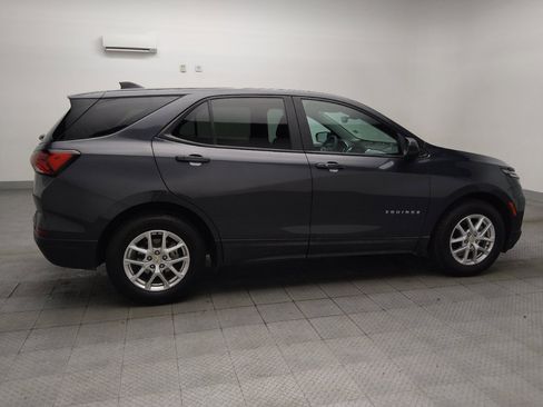 Used 2022 Chevrolet Equinox LS w/ LS Convenience Package FWD image 10