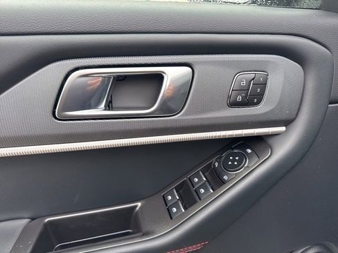 New 2026 Ford Explorer ST-Line w/ ST-Line Street Pack image 21
