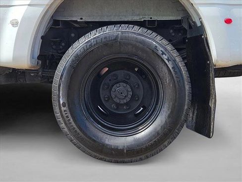 Used 2024 Ford F350 XLT image 22