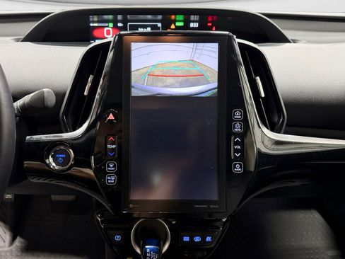 Used 2022 Toyota Prius Prime XLE FWD image 14