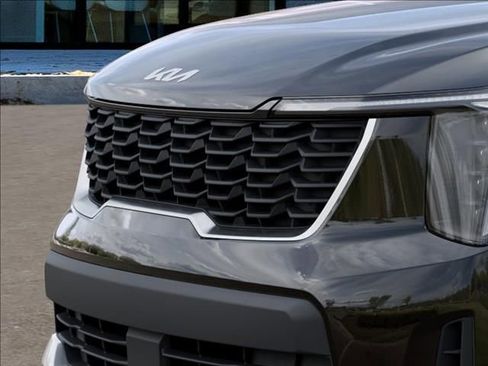 New 2026 Kia Sorento LX FWD image 12