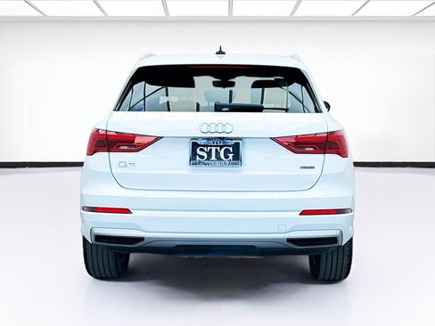 Used 2020 Audi Q3 2.0T Premium image 5