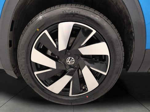 Used 2024 Volkswagen Atlas Cross Sport SE AWD/4WD image 4