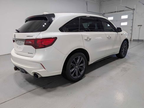 Used 2019 Acura MDX A-Spec image 8