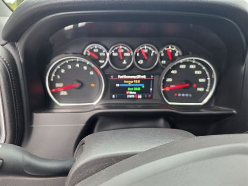 Used 2020 Chevrolet Silverado 1500 LT Trail Boss w/ Midnight Edition AWD/4WD image 29