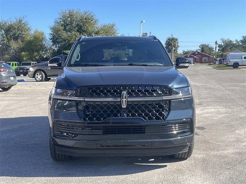 New 2025 Lincoln Navigator Reserve w/ Jet Appearance Package image 8