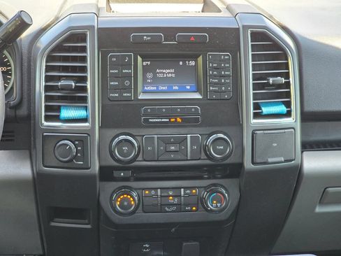 Used 2016 Ford F150 XLT AWD/4WD image 35