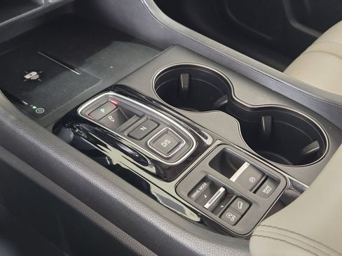 Used 2023 Honda Pilot EX-L image 18