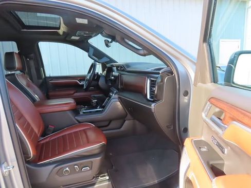Used 2024 GMC Sierra 1500 Denali Ultimate AWD/4WD image 24