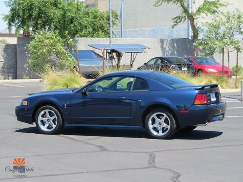 Used 2001 Ford Mustang Cobra RWD image 10