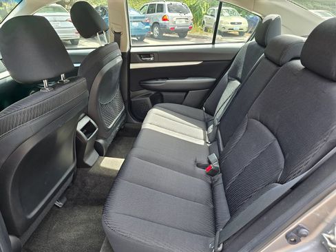 Used 2011 Subaru Legacy 2.5i Premium w/ All-Weather Pkg AWD/4WD image 10