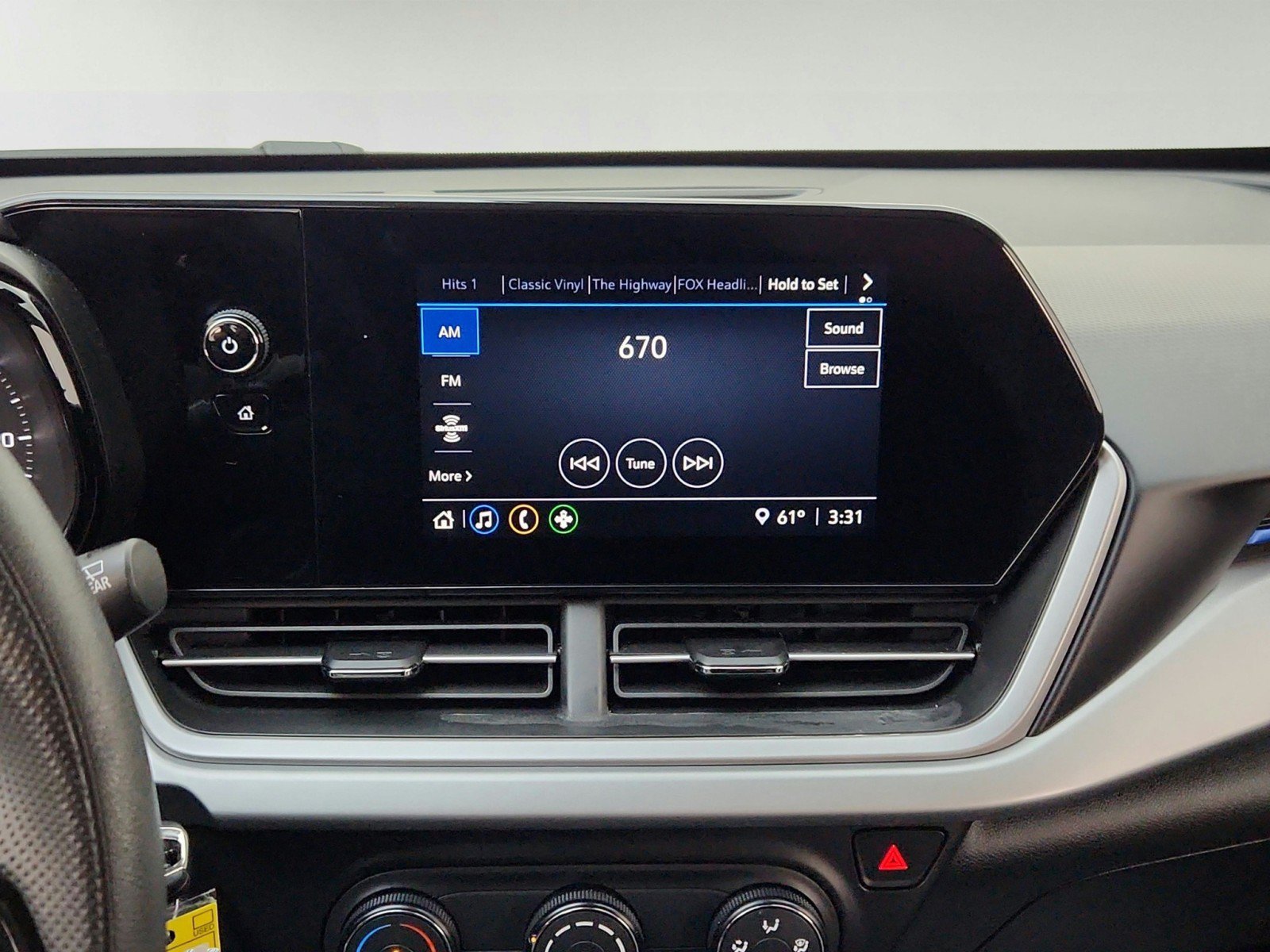 Used 2026 Chevrolet Trax LS w/ LS Convenience Package FWD image 19