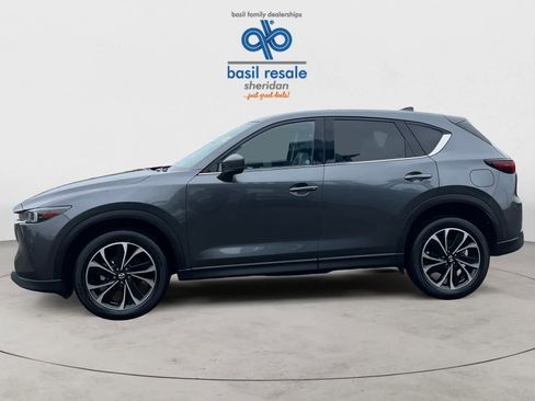 Used 2022 MAZDA CX-5 AWD 2.5 S w/ Premium Package image 3