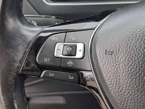 Used 2021 Volkswagen Tiguan SEL Premium R-Line w/ 3rd Row Seat Package AWD/4WD image 24