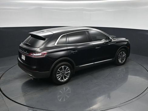 Used 2021 Lincoln Nautilus Reserve w/ Cargo Utility Package FWD image 35