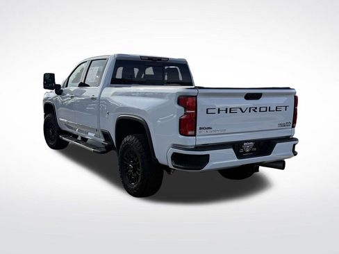 Used 2024 Chevrolet Silverado 3500 High Country w/ Technology Package image 5