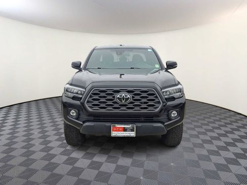 Certified 2023 Toyota Tacoma TRD Off-Road image 3