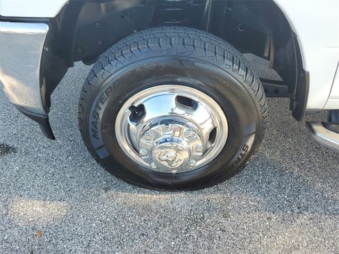 Used 2024 RAM 3500 Big Horn image 11