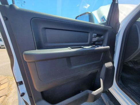 Used 2023 RAM 3500 Tradesman w/ Chrome Appearance Group AWD/4WD image 26