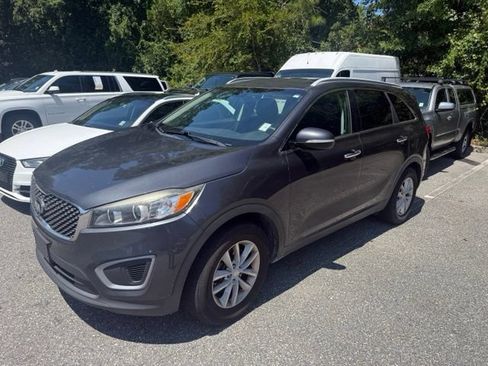Used 2016 Kia Sorento FWD w/ LX Convenience Package image 1