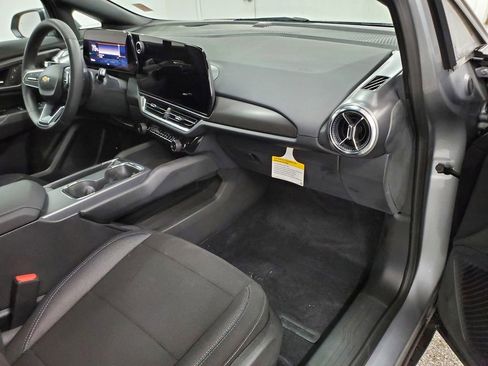 New 2026 Chevrolet Equinox EV LT image 13