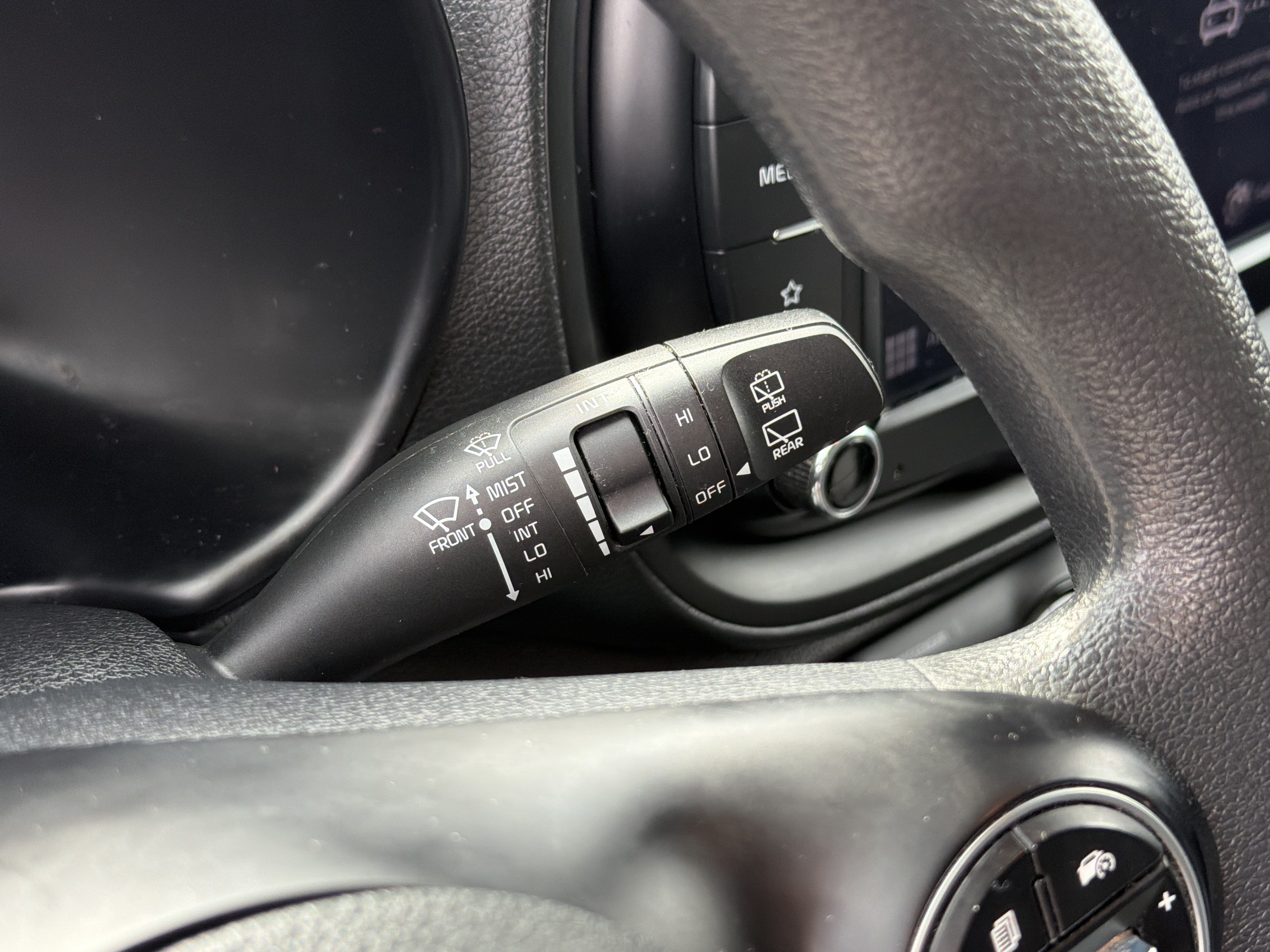 Used 2023 Kia Soul LX FWD image 17