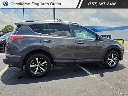 Used 2016 Toyota RAV4 XLE AWD/4WD image 8